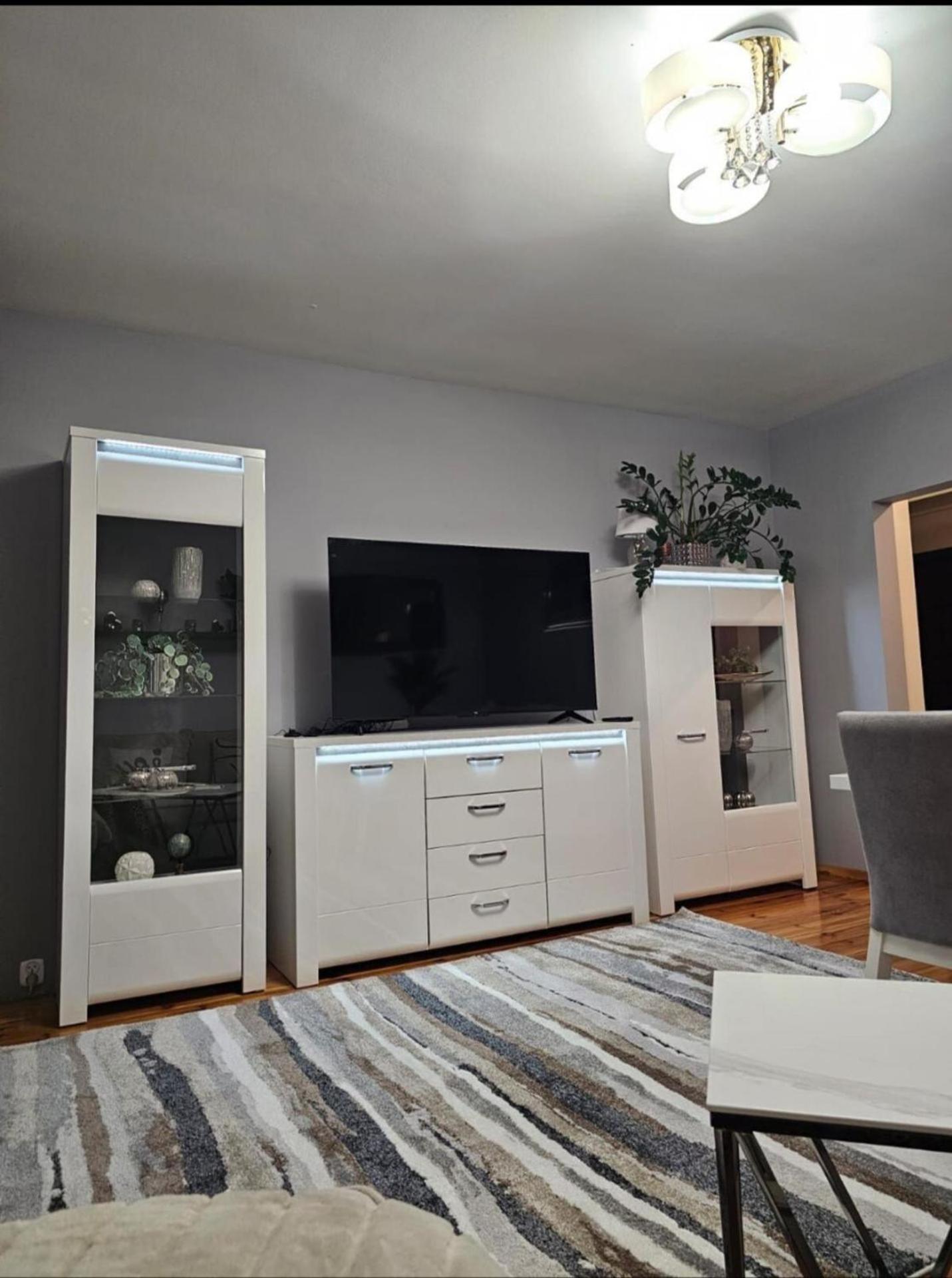 Apartment In Zyrardow 10Min To Suntago Exterior photo