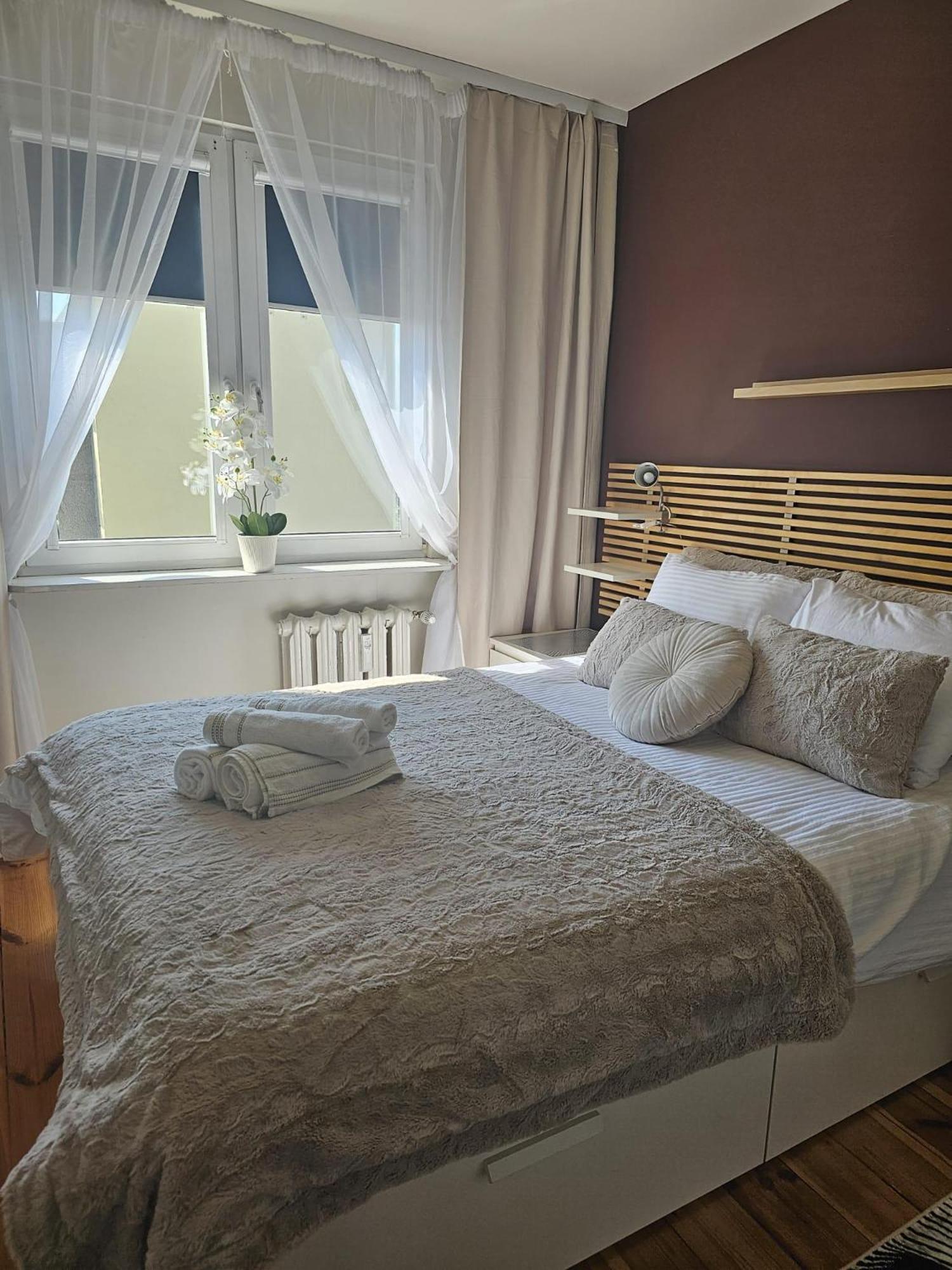 Apartment In Zyrardow 10Min To Suntago Exterior photo